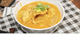 Yellow chicken curry